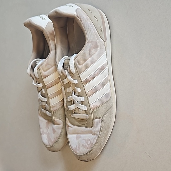 Adidas Neo label Tan camo Sneakers - Picture 1 of 13